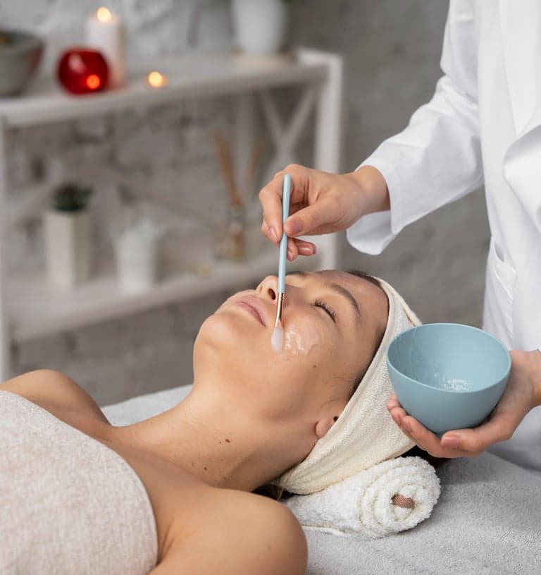 Ayurvedische Anti-Aging Gesichtsbehandlung